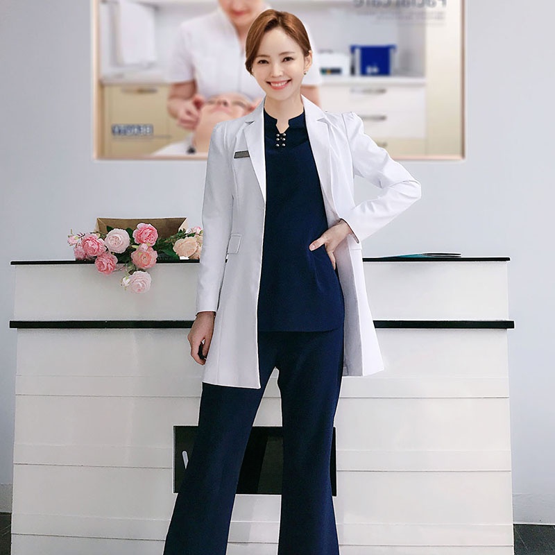 Medical Lab Years - Biały fartuch laboratoryjny z długim rękawem,